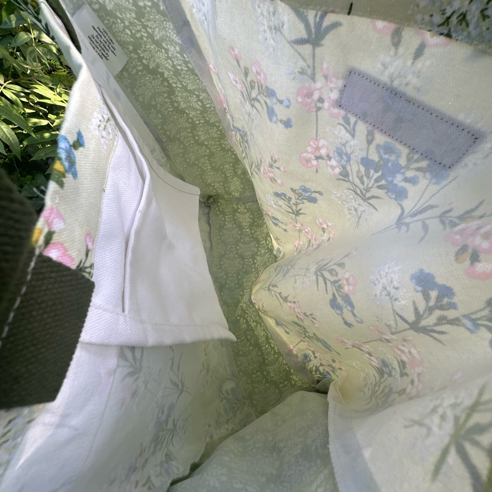 Laura Ashley Blue and White Floral Tote Bag - Picture 8 of 8
